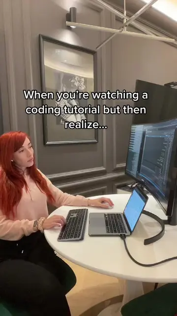 Not just me? 😳 #techtok #developer #girlswhocode #womenintech #codingmemes  #le