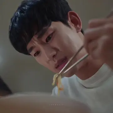 she made him laugh 🥺 #itsokaytonotbeokay #seoyeji #kimsoohyun #kdrama #dramagld
