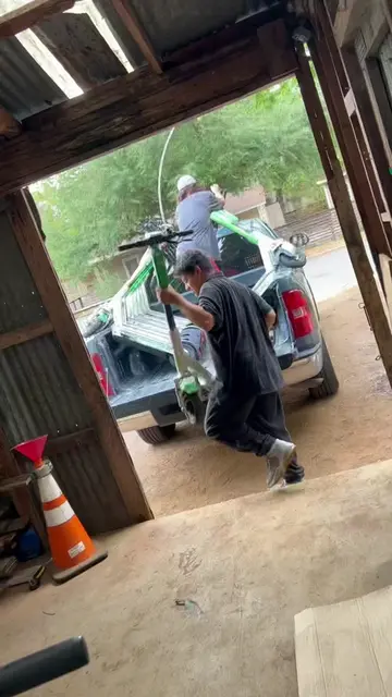 probably the best for friends with a truck as a summer side hustle 🛴💰#sidehust