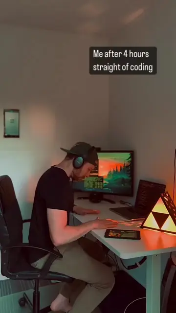 After hours of coding.. 🌲 #softwaredeveloper #indiedeveloper #iosdeveloper #dev