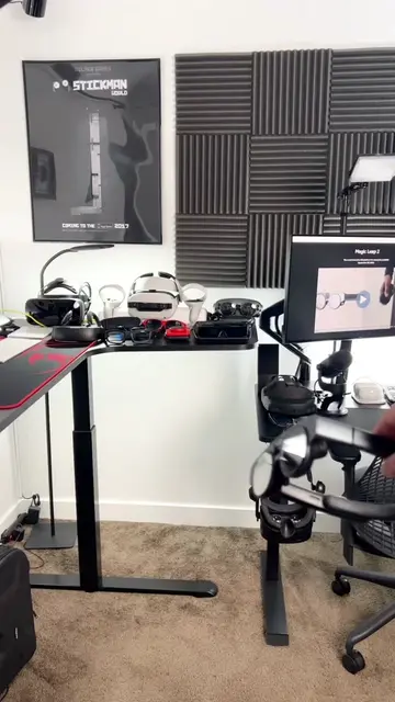 This is the 😎 Magic Leap 2 AR Glasses…not this is not Apple and not this is not