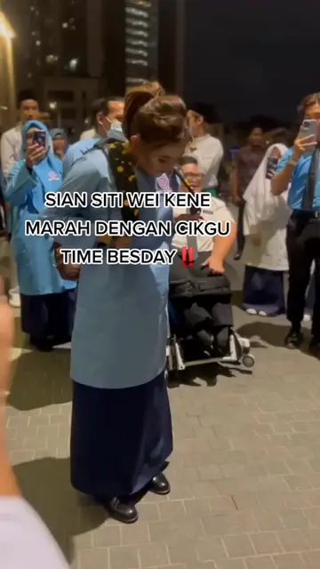 Korang jgn nakal2 tau kat sekolah..nti kene marah mcm siti😬#sitijamumall #abgbo