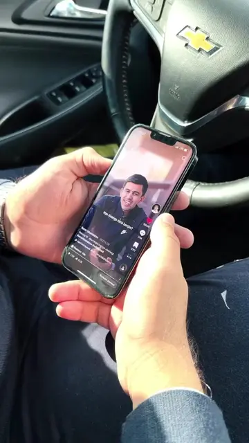 ORZULAR AMALGA OSHISH XUSUSIYATIGA EGA )  Maktab davrlarimizda akam bilan bitta 