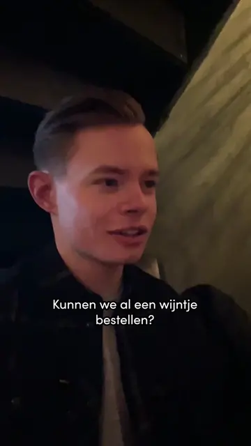 Kan je om 11u een wijntje bestellen of…. Ik vind dat het moet kunnen. #dayinmyli