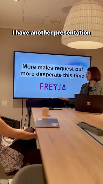 Day 143 of convincing my boss to hire more males. #freyjaxo #office #work #start