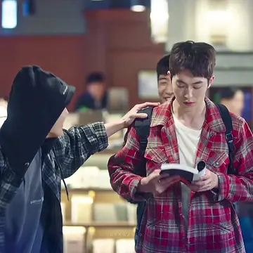 when you see your crush 🤣 #startup #baesuzy #namjoohyuk #kdrama #drama #dramagl