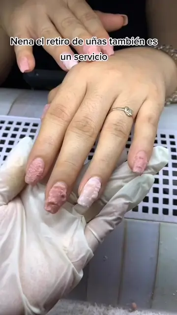El retiro de uñas es un servicio 🥰#trucosdeuñas #tipsdeuñas #clasesdeacrilico #