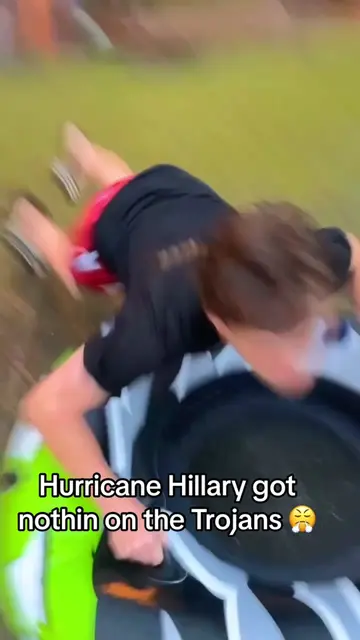 Surfin USA 🌊🏄 #hurricane #huricanehillary #usc #univeristyofsoutherncalifornia