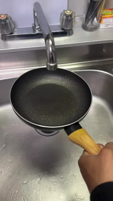 this is how i make ramen 😉 .tell me your style of cooking . #ramen #koreanramen