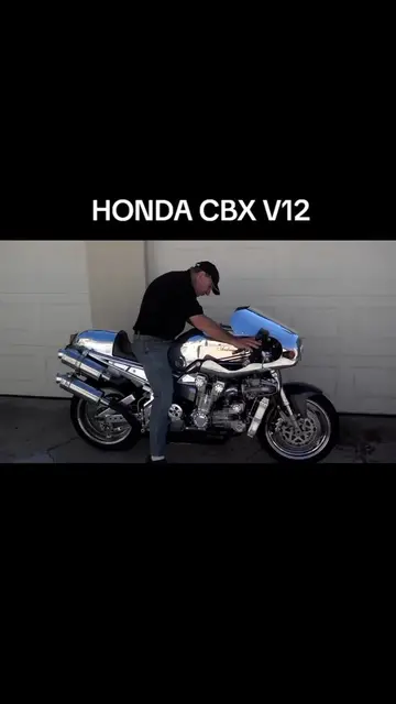 Honda cbx v12 2100cc  #honda #cbx #v12 #startup #dynorunsacount 