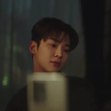 the way he looks at her 😫 #rowoon #wonjinah #kdrama #shewouldneverknow #shewoul