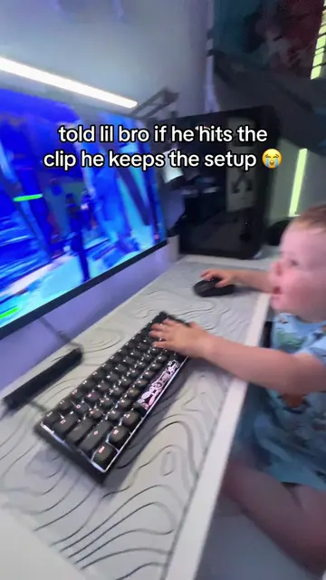 his keeping my setup ig #Tech #w #techtok #gaming #GamingSetup #fortnite #clip #