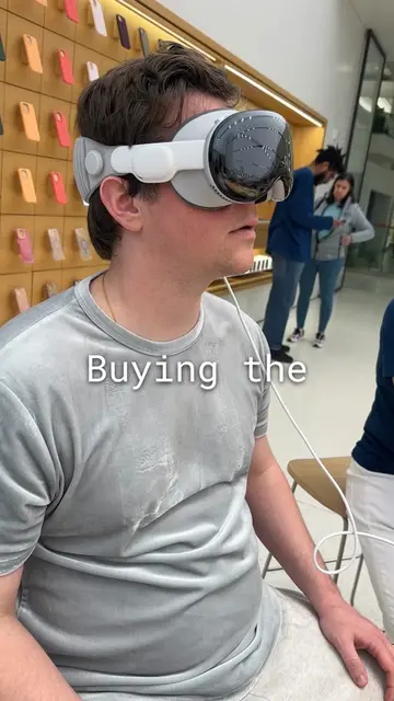 Buying the Apple Vision Pro 👇