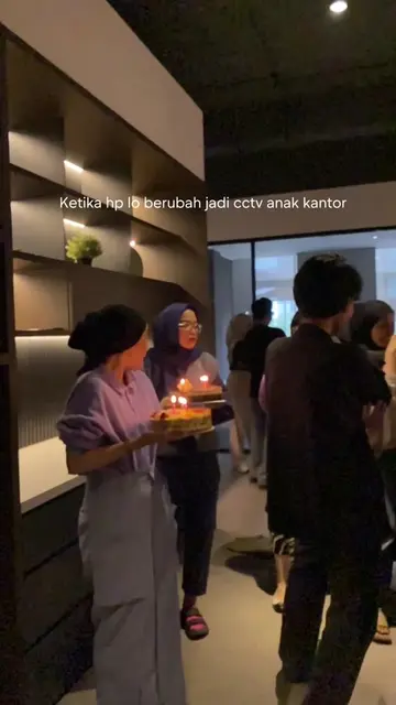 Kantor kalian temen-temennya serandom ini ga sih? Tiada hari tanpa ketawa 🥲 #fy