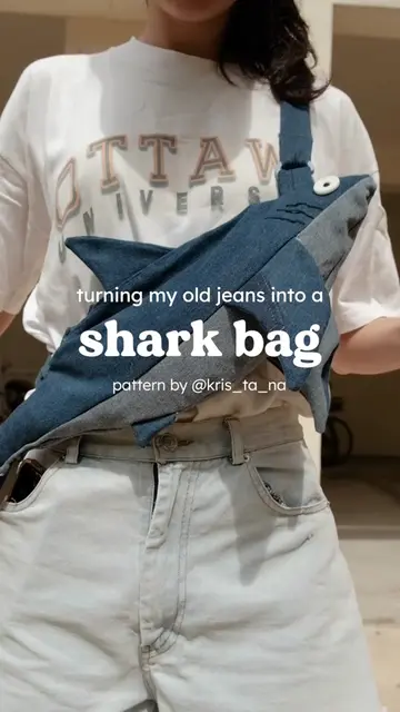 why buy a new bag when you can make your own SHARK BAG 🦈🦈🦈 pattern by @krista