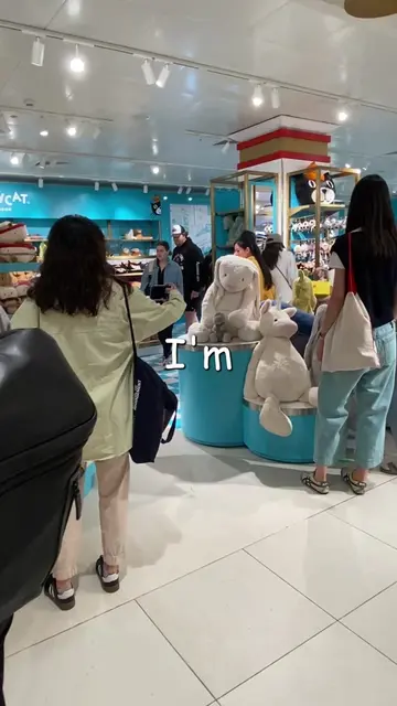 Reverse Heist went wrong in selfridges #softtoy #selfridge #toystore #reversecha