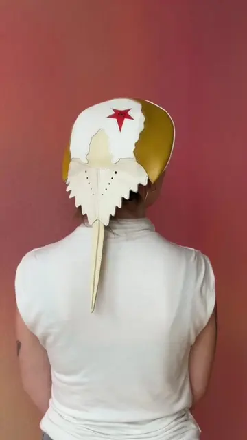Made a horseshoe crab hat, going to drop some for you soon 🦀 . . . Video @Steve