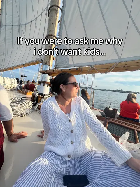 32 and have not wanted kids since i was at least 14 years old (that i can rememb