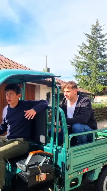 🏡🚀📈🥚🦖#startup #startuplife #startupteens #youngfoundersnetwork #nürtingen #