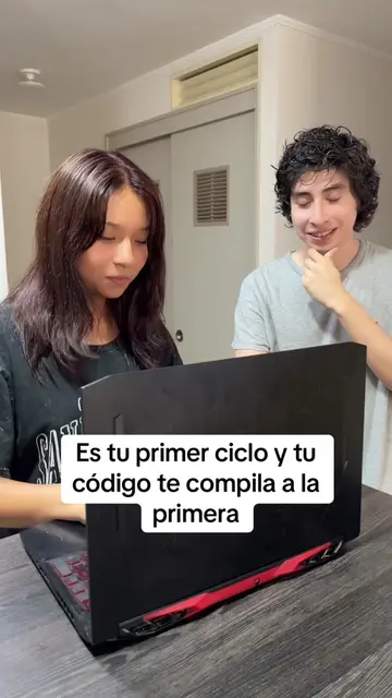 La emoción de que el código compile a la primera cambia con el tiempo👨‍💻@Lynn 