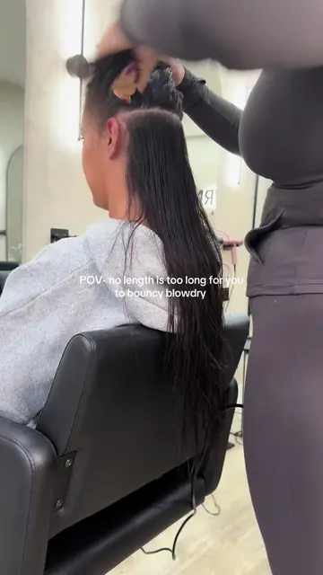 No extensions this time👸🏽all natural 💁‍♀️  Want to watch me Blowdry in action