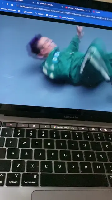 Kok kaya pernah liat, rasanya pernah rewatch film apa gituu, ternyata yg jadi st