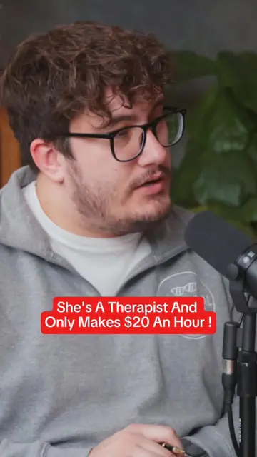 she's a therapist and only makes $20 an hour ! #finance #financetiktok #financet