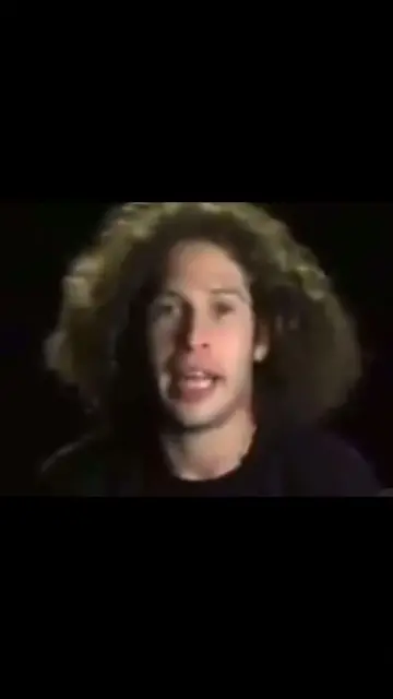 idk what this diva is saying I fear💔 #raytoro #mikeyway #frankiero #band #emo #
