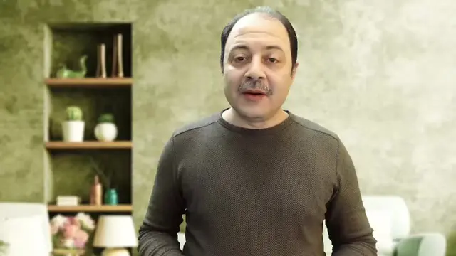 صدمة .. ذهول .. فرحه تعرف ان فيه شخص عايش معاك في البيت وانت متعرفش اطلب منه أي 