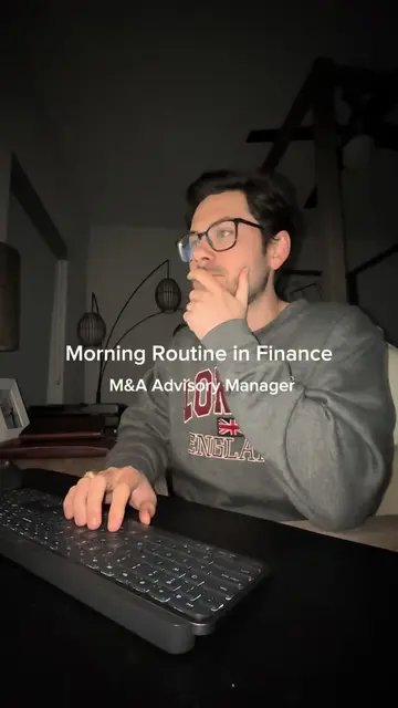 Busy morning routine as an M&A Advisory Manager❗️#finance #morningroutine #accou