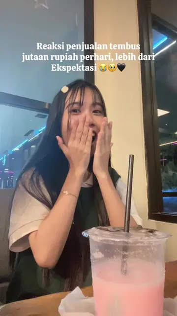 Guys kalo keliatannya gampang, itu cuma keliatannya ya, sebenernya aku udah bela