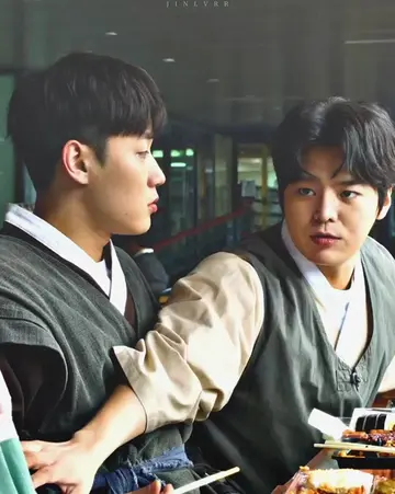 sp: drxmascenes #weakheroclass2 #weakheroclass1#yoonsieun#parkjihoon#ryeoun#park