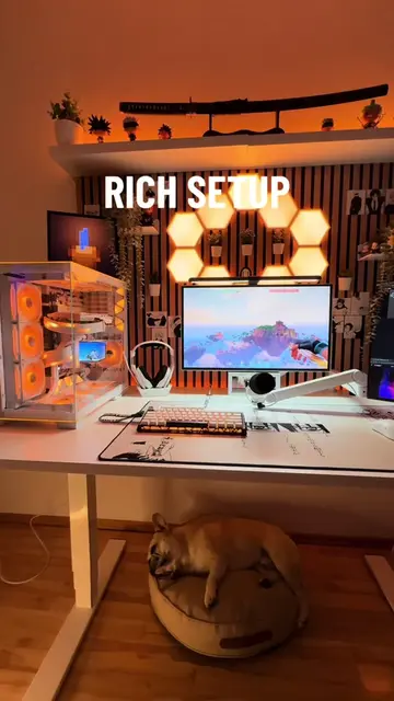 💰🤑👑🆚🫧🧹🧽#techtok #setup #keyboard #pc #setupgaming #cleansetup #GamingSetu