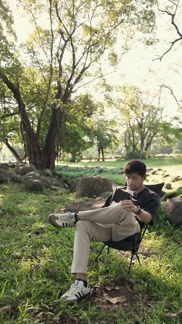 Nag-resign ako sa dream job ko. Not because I hated it— But because I knew I was