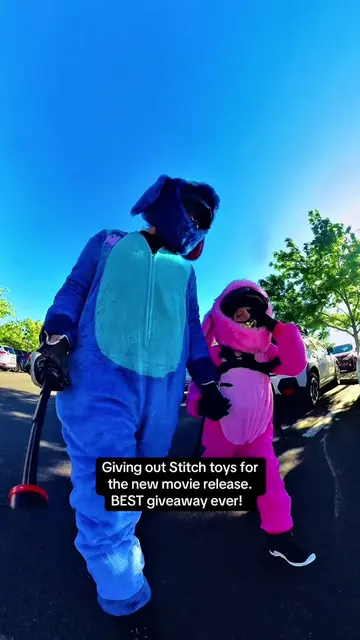 ABSOLUTELY LOVED giving away toys to the kids going to watch the new movie on th