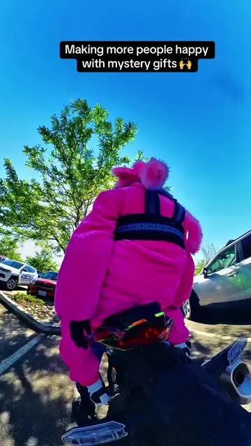 Just another vid of us handing out gifts. A few more to go and then onto the nex