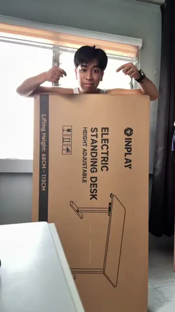 Assembling this rising desk from @Inplay Ergonomic @Inplay gears #risingdesk #ri