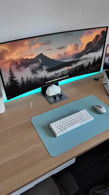 Everything listed below 🧸💻 🔸 cloud children’s night lamp (amzn) 🔸 @github St
