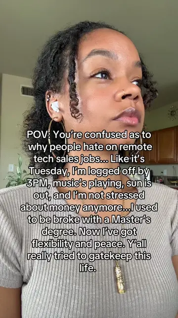The best way to get a job in tech sales without a degree or previous experience 