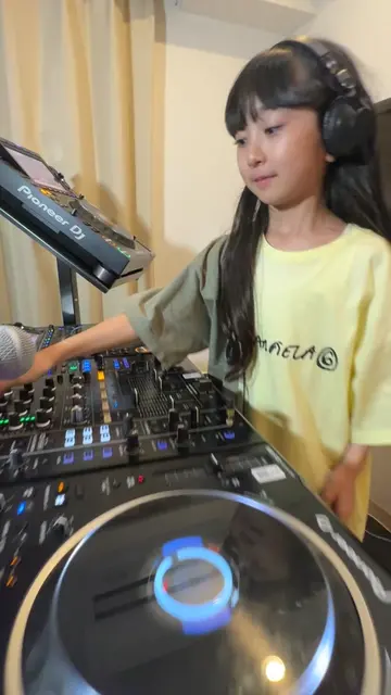 Marie Vauntさんの"That Acid"が最近のお気に入り😆✨ "Marie Vaunt’s ‘That Acid’ has been my rec