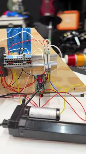 How to Control a Linear Actuator with Relays! #Science #engineering #electronics