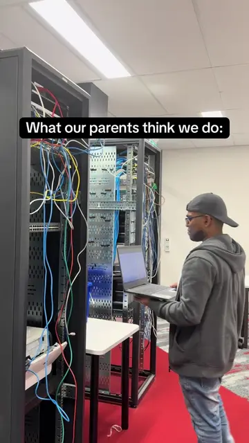 Expectation vs Reality with @IamMythical @Charlie #computerscience #IT #coding #