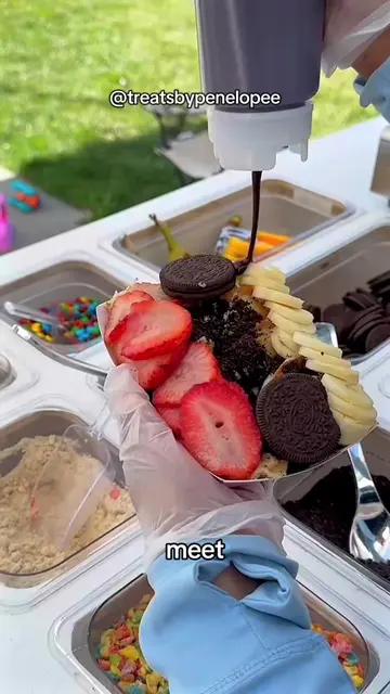 This isn’t your average pancake breakfast. 🥞 @Mini Pancakes 🍓🥞🤍 turned her f