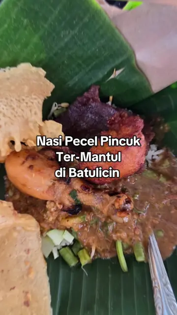 Yang di Batulicin dan suka nasi pecel. Bisa kesini.  Nasi Pecel Pincuk Khas Pono
