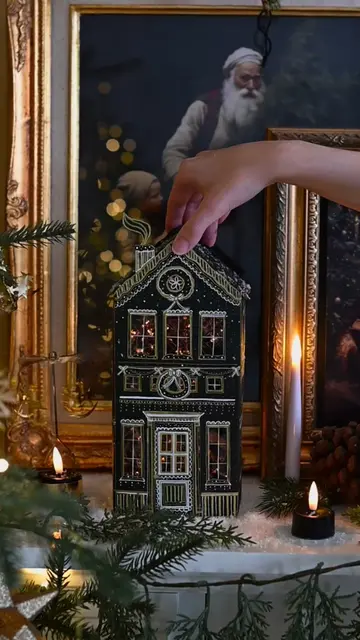 My cute little green house art🎄✨  #diyhouse #christmasdecor #diyproject #diyins