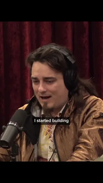 Palmer Luckey tells the story of how he founded Oculus with the help of John Car