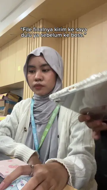 Sebentar saya cari dulu… #officelife #sipalingsuplai #corporatelife #pengadaanba