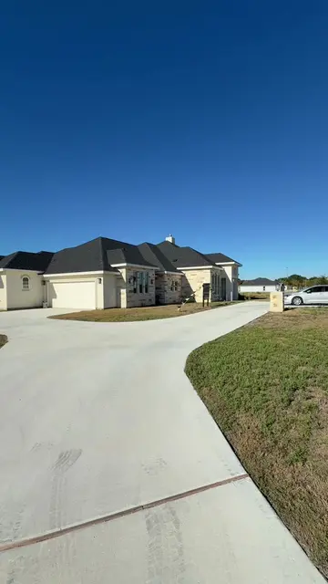🌟 New Home Tour Alert! 🌟 Step inside this stunning 3,041 sq ft luxury home sit