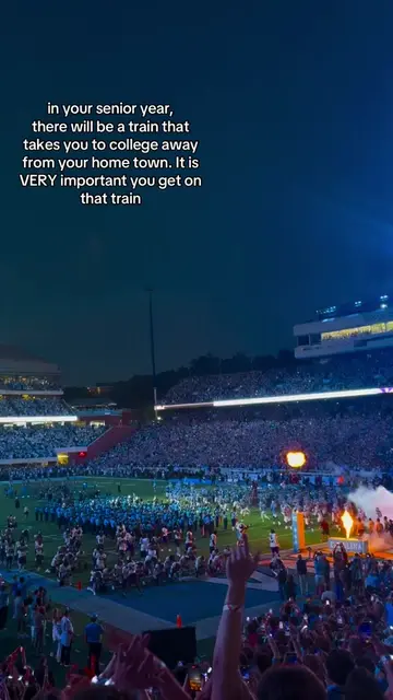 love it here and go heels🩵🤍 . . . #uncchapelhill #collegelife #senioryear #col