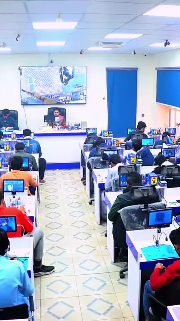 📱 Punjab Mobile Repairing Course – Hall Road Lahore Unlock your future with the